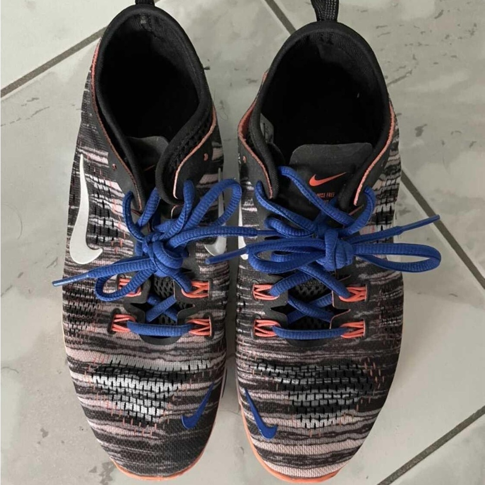 Nike Running Shoes - like new